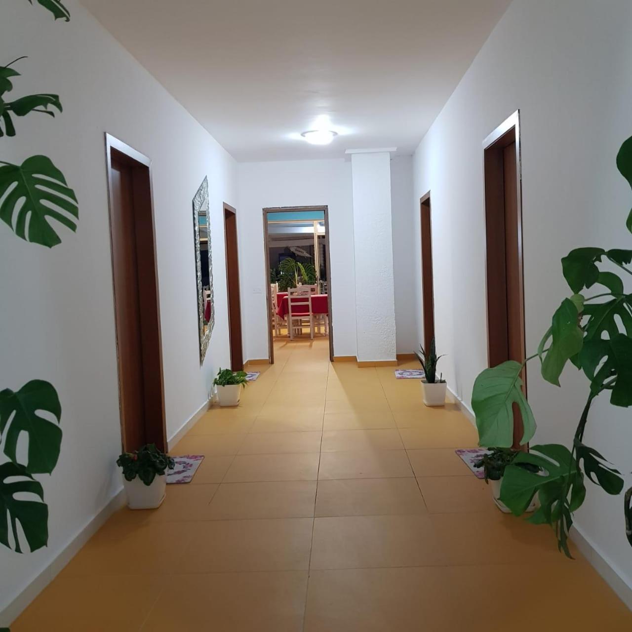 Hotel Restorant Genti Peshkatari Орикум Екстериор снимка