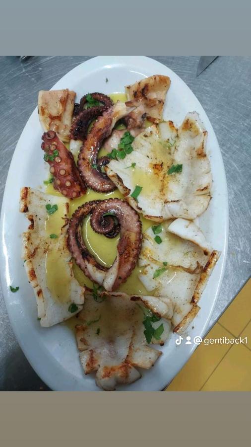 Hotel Restorant Genti Peshkatari Орикум Екстериор снимка